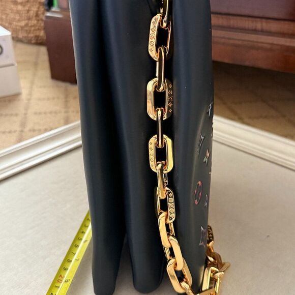 Navy soft leather rainbow embossed crossbody, gold toned, w 2 straps NWOT - Picture 6 of 10